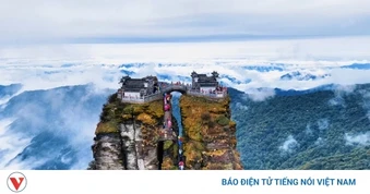Núi Phạm Tịnh (Trung Quốc) – “Lâu đài trên không” phiên bản đời thực