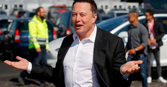 Phát hiện "tỷ phú Elon Musk" nhắn tin, ngỏ ý hỗ trợ tiền đến rất nhiều người: Ai nhận được hãy chú ý