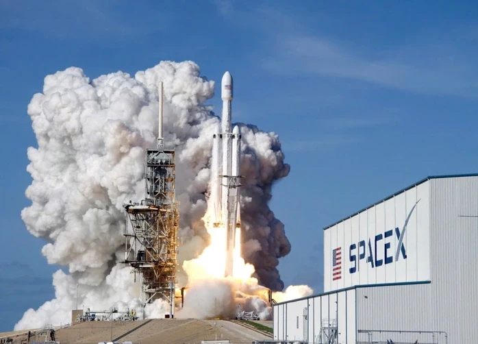 SpaceX gọi vốn lịch sử, tỉ phú Elon Musk chạm mốc tài sản chưa từng có SpaceX gọi vốn lịch sử, tỉ phú Elon Musk chạm mốc tài sản chưa từng có