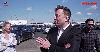 SpaceX gọi vốn lịch sử, tỉ phú Elon Musk chạm mốc tài sản chưa từng có