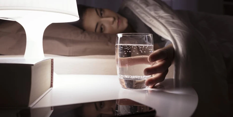 Tại sao vị của nước lọc vào lúc 3 giờ sáng lại khác hoàn toàn với mọi thời điểm trong ngày? Tại sao vị của nước lọc vào lúc 3 giờ sáng lại khác hoàn toàn với mọi thời điểm trong ngày?