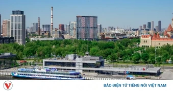 Tàu điện đường sông - điểm nhấn trong chiến lược giao thông bền vững của Nga
