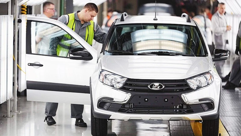 Thủ phủ ô-tô Lada ở “xứ Bạch Dương”