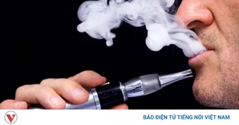 Thuốc lá điện tử bốc cháy bên trong túi quần một người đàn ông ở Australia