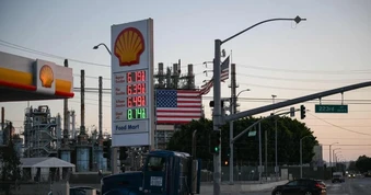Tổng thống Trump nghiêm túc cân nhắc cấm xuất khẩu dầu diesel