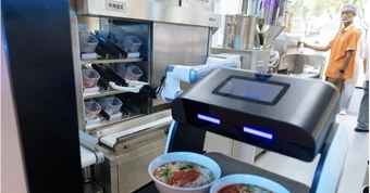 Trung Quốc khai trương quán mỳ do robot vận hành hoàn toàn