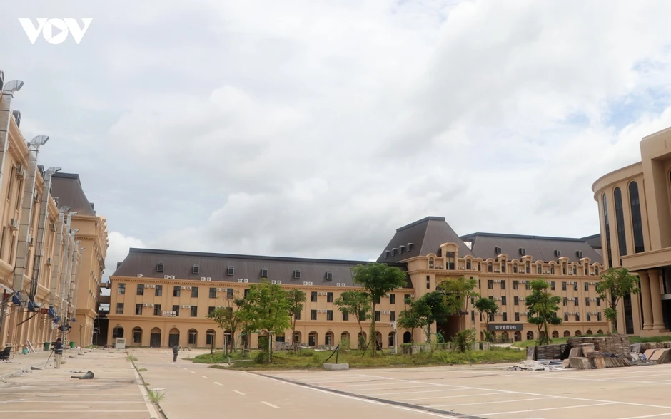 Từ sào huyệt lừa đảo đến chiến dịch quét sạch tội phạm xuyên quốc gia ở Campuchia Từ sào huyệt lừa đảo đến chiến dịch quét sạch tội phạm xuyên quốc gia ở Campuchia