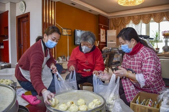 Vì sao người Trung Quốc thích ăn bánh bao hơn bánh mỳ?