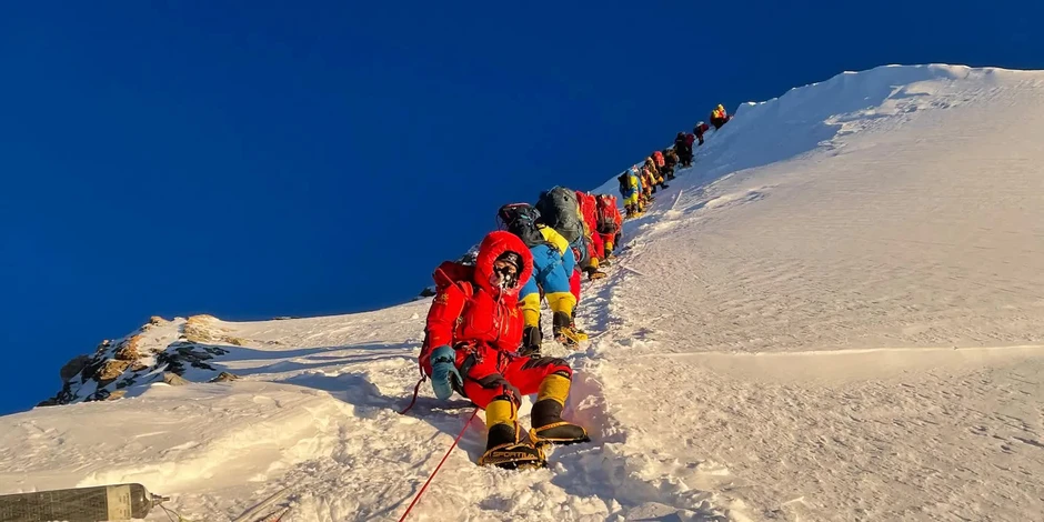 Vì sao những người thiệt mạng trên núi Everest sẽ phải nằm lại đó mãi mãi? Vì sao những người thiệt mạng trên núi Everest sẽ phải nằm lại đó mãi mãi?