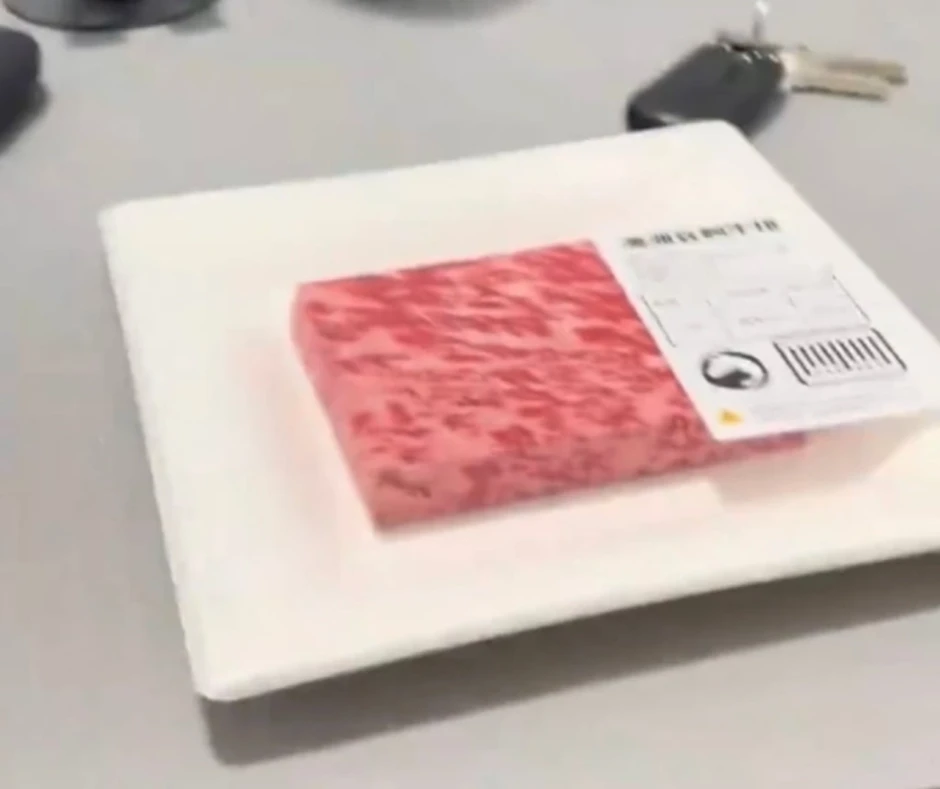Xu hướng đốt tiền âm phủ, bò Wagyu giấy cho thú cưng tại Trung Quốc Xu hướng đốt tiền âm phủ, bò Wagyu giấy cho thú cưng tại Trung Quốc
