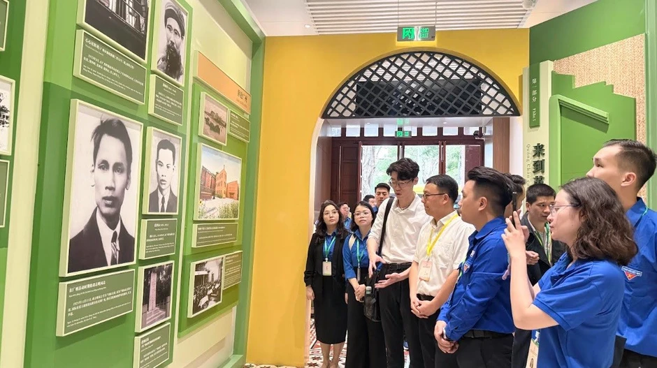 [Ảnh] “Hành trình đỏ” 2026: Tuổi trẻ Việt Nam tiếp nối nhịp cầu hữu nghị Việt-Trung