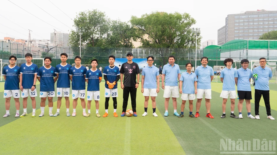 [Ảnh] Sôi nổi Ngày hội thể thao gắn kết cộng đồng năm 2026 tại Bắc Kinh, Trung Quốc