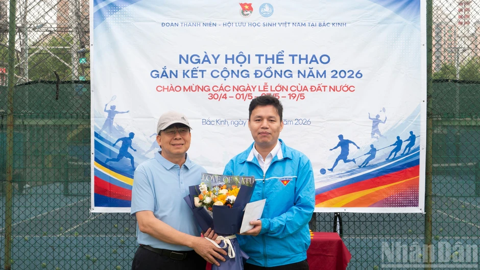 [Ảnh] Sôi nổi Ngày hội thể thao gắn kết cộng đồng năm 2026 tại Bắc Kinh, Trung Quốc