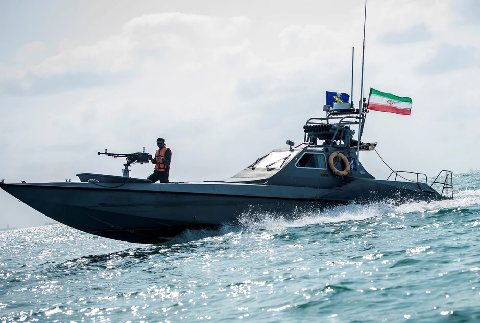 ‘Hung thần đại dương’ của Mỹ sợ xuồng cao tốc Iran? ‘Hung thần đại dương’ của Mỹ sợ xuồng cao tốc Iran?