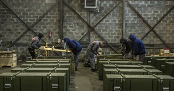 ‘Ông lớn’ quốc phòng Ukraine cất giấu vũ khí gần khu dân cư
