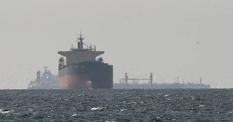 2 siêu tàu chở dầu đột ngột quay đầu ở eo Hormuz ngay khi đàm phán Mỹ - Iran đổ vỡ