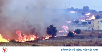 3 lính cứu hỏa thiệt mạng ở Hy Lạp giữa bão lửa càn quét châu Âu