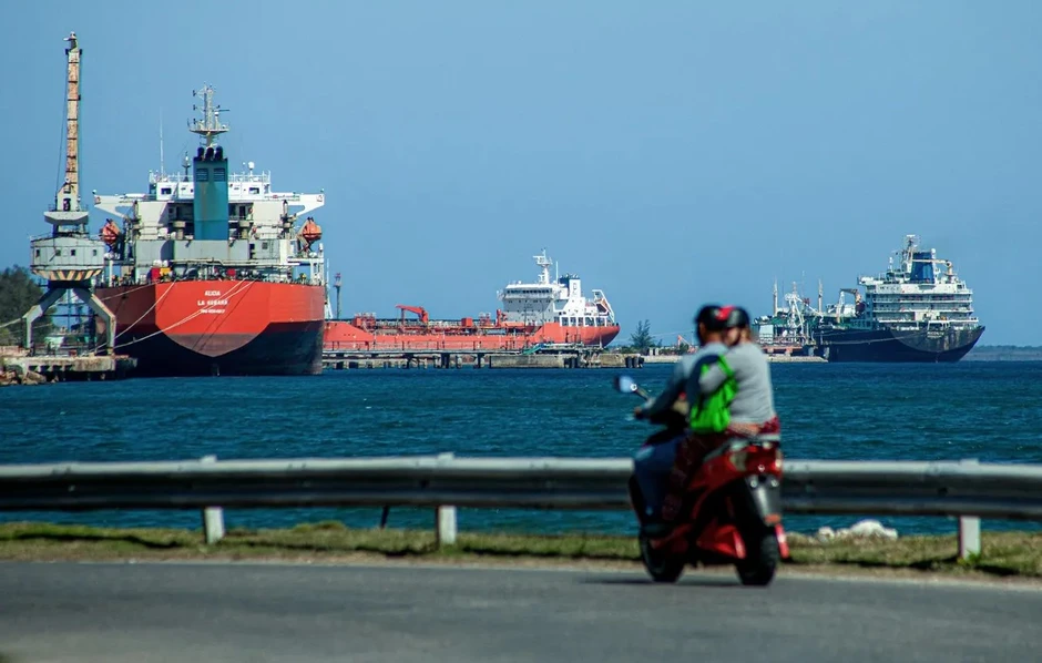 3 tháng không có tàu chở nhiên liệu nào đến, Cuba tìm ra 'lối đi khác' 3 tháng không có tàu chở nhiên liệu nào đến, Cuba tìm ra 'lối đi khác'