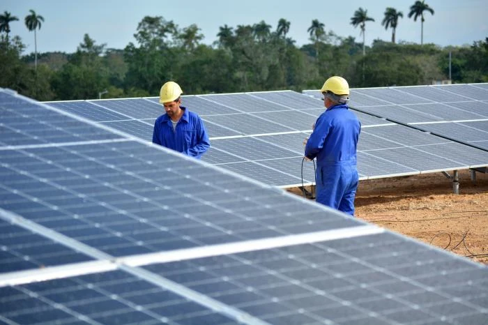 3 tháng không có tàu chở nhiên liệu nào đến, Cuba tìm ra 'lối đi khác' 3 tháng không có tàu chở nhiên liệu nào đến, Cuba tìm ra 'lối đi khác'