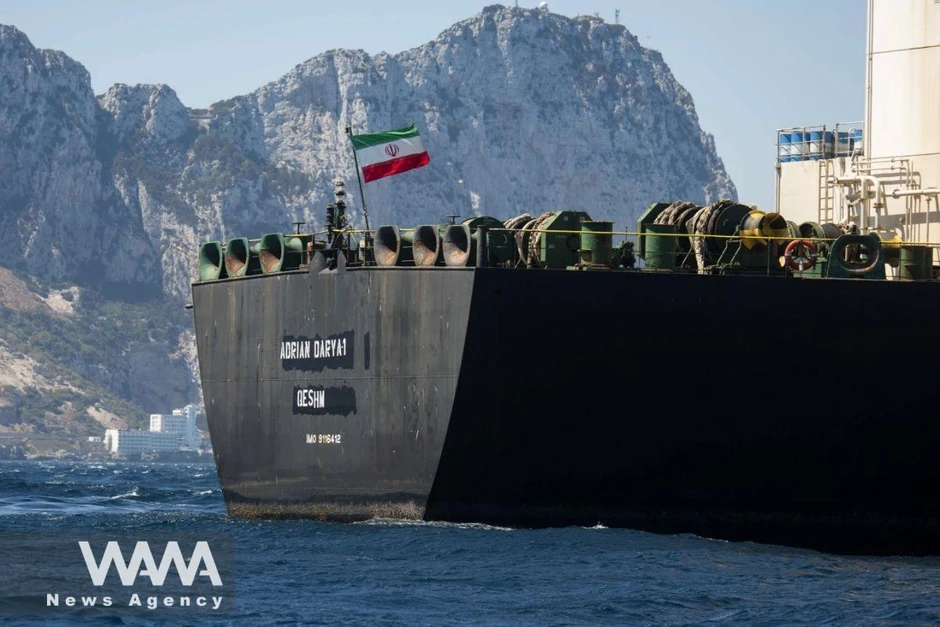 52 tàu Iran vượt qua hàng rào phong tỏa của Mỹ 52 tàu Iran vượt qua hàng rào phong tỏa của Mỹ
