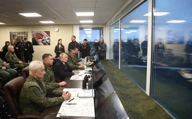 6.000 quân, 700 vũ khí và đại diện 60 nước quy tụ: Ông Belousov báo cáo lên ông Putin - "Đã sẵn sàng!"