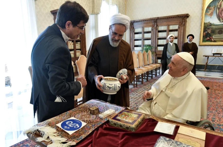 Ai sẽ trở thành lãnh tụ tối cao tiếp theo của Iran? Ai sẽ trở thành lãnh tụ tối cao tiếp theo của Iran?