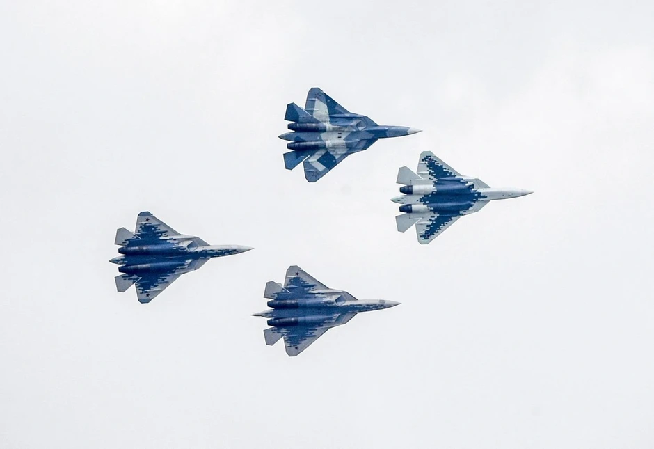 Ấn Độ phát tín hiệu có thể cùng Nga sản xuất "bóng ma bầu trời" Su-57 Ấn Độ phát tín hiệu có thể cùng Nga sản xuất "bóng ma bầu trời" Su-57