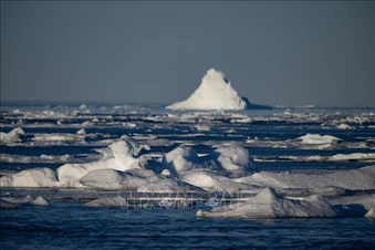 Anh triển khai sứ mệnh nghiên cứu băng tan tại Greenland bằng công nghệ tự động