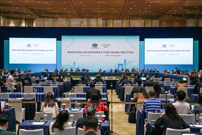 APEC nhấn mạnh thúc đẩy hợp tác thương mại, kinh tế số và tăng trưởng xanh APEC nhấn mạnh thúc đẩy hợp tác thương mại, kinh tế số và tăng trưởng xanh