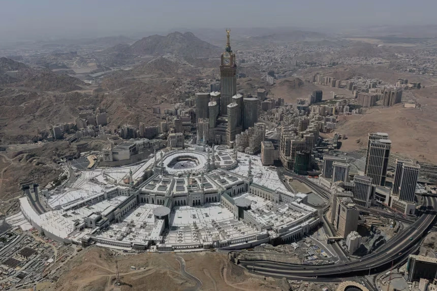 Ảrập Xêút tuyên bố bắn hạ UAV của nhóm thân Iran ở thánh địa Mecca Ảrập Xêút tuyên bố bắn hạ UAV của nhóm thân Iran ở thánh địa Mecca