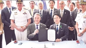 Australia và Nhật Bản ký thỏa thuận đóng tàu chiến