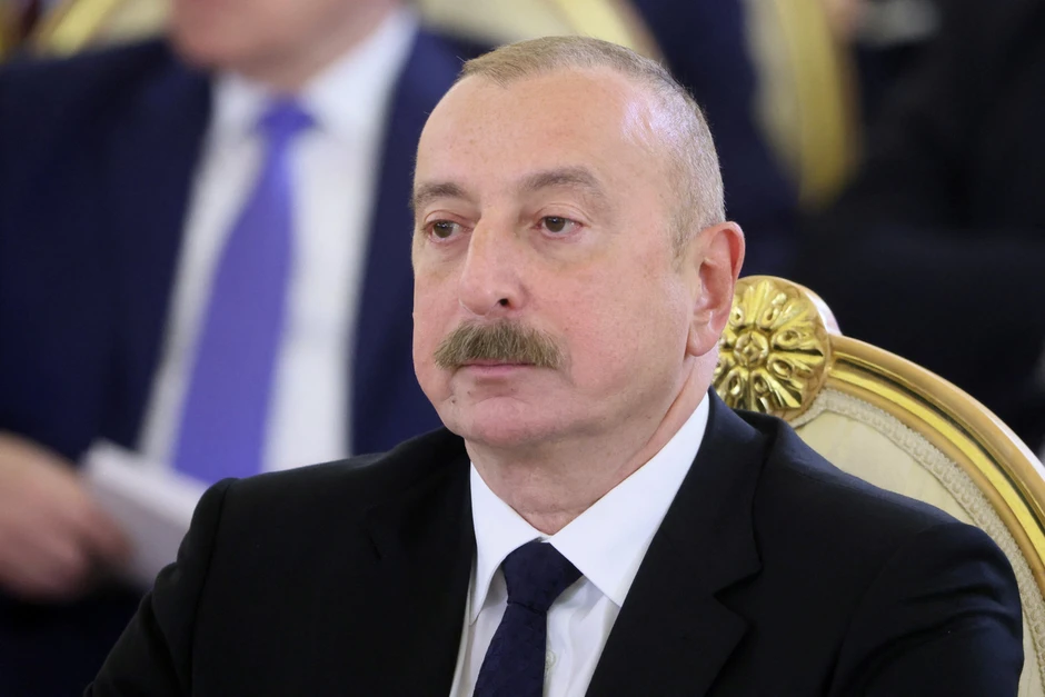 Azerbaijan bất ngờ có động thái hòa giải với Iran sau vụ tấn công máy bay không người lái Azerbaijan bất ngờ có động thái hòa giải với Iran sau vụ tấn công máy bay không người lái