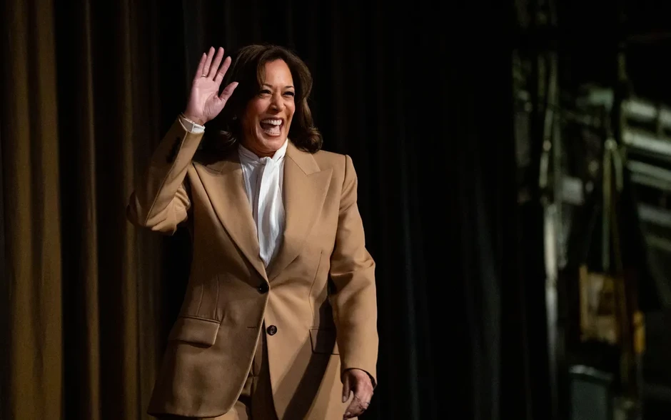 Bà Kamala Harris dự kiến tiếp tục tranh cử Tổng thống Mỹ Bà Kamala Harris dự kiến tiếp tục tranh cử Tổng thống Mỹ