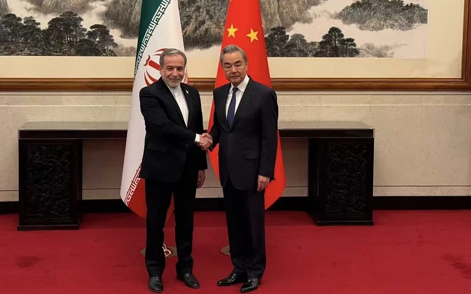 Bắc Kinh kêu gọi giữ vững cam kết trong thỏa thuận Mỹ - Iran Bắc Kinh kêu gọi giữ vững cam kết trong thỏa thuận Mỹ - Iran