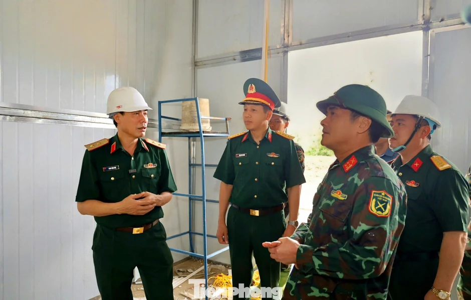 Bàn giao những mái ấm đầu tiên cho đồng bào vùng lũ Lai Châu Bàn giao những mái ấm đầu tiên cho đồng bào vùng lũ Lai Châu