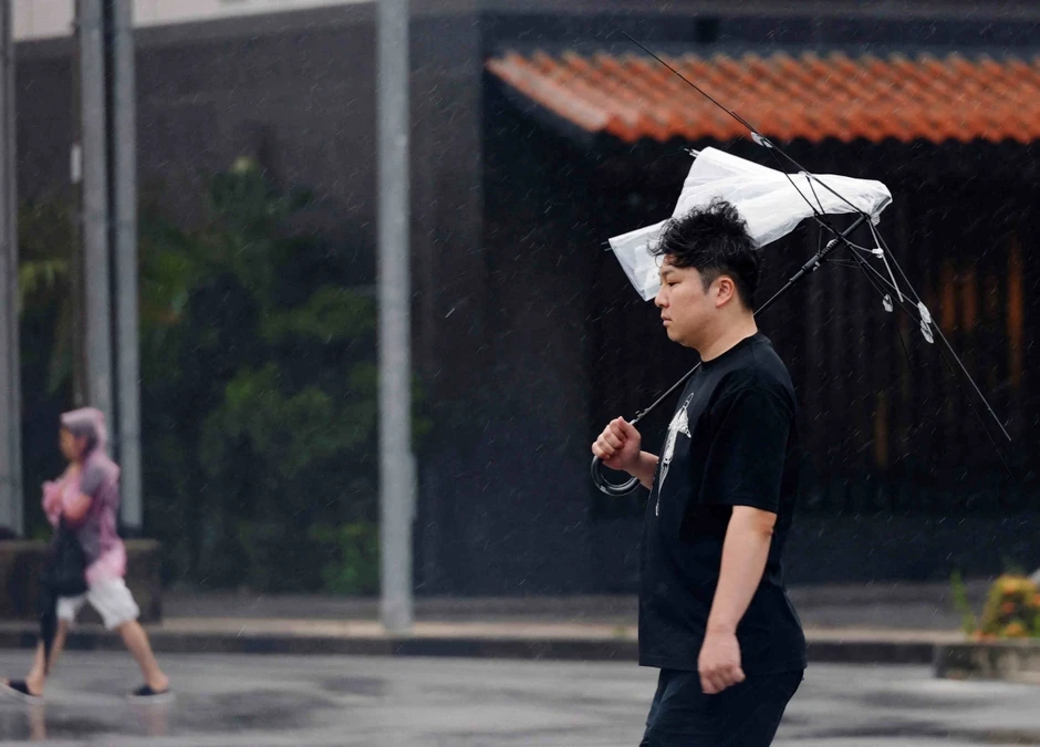 Bão Bavi càn quét, khu vực Đông Á sẵn sàng ứng phó