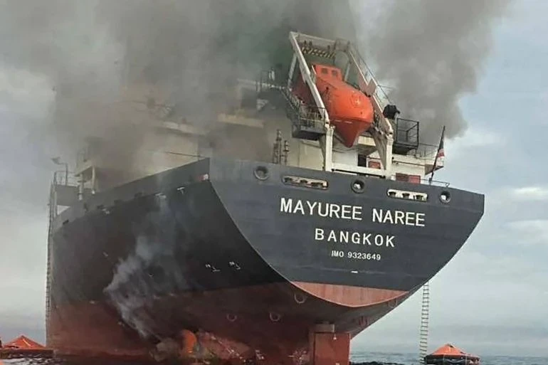 Báo động nghiêm trọng an ninh tàu thuyền ở Eo biển Hormuz Báo động nghiêm trọng an ninh tàu thuyền ở Eo biển Hormuz