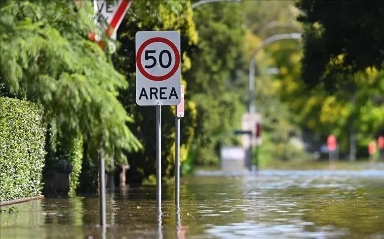 Bão lớn gây thiệt hại diện rộng tại Tây Australia, gần 70.000 hộ dân mất điện Bão lớn gây thiệt hại diện rộng tại Tây Australia, gần 70.000 hộ dân mất điện