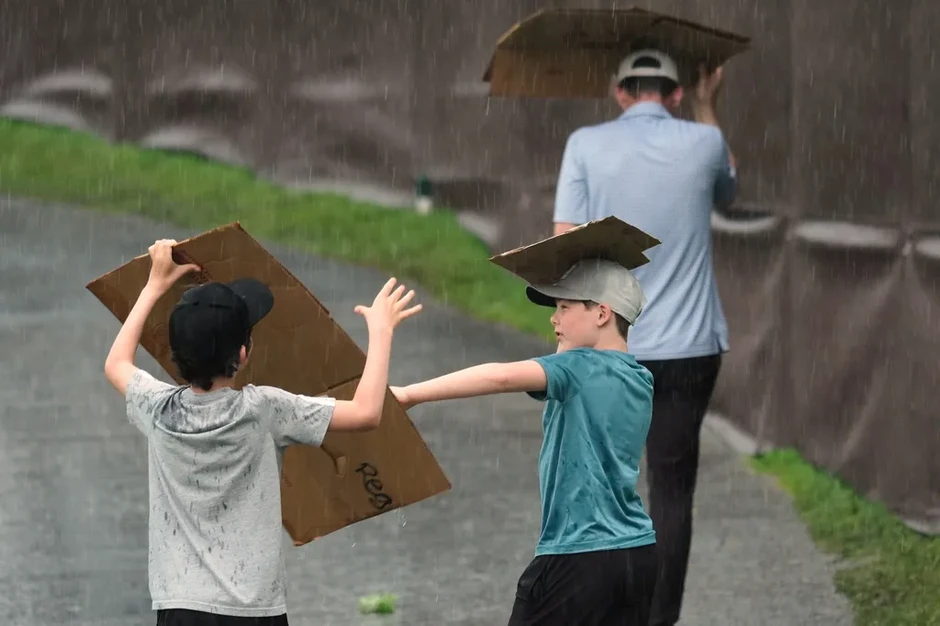 Bão mạnh gây nguy cơ lũ quét dữ dội, đe dọa hàng chục triệu người tại Mỹ Bão mạnh gây nguy cơ lũ quét dữ dội, đe dọa hàng chục triệu người tại Mỹ