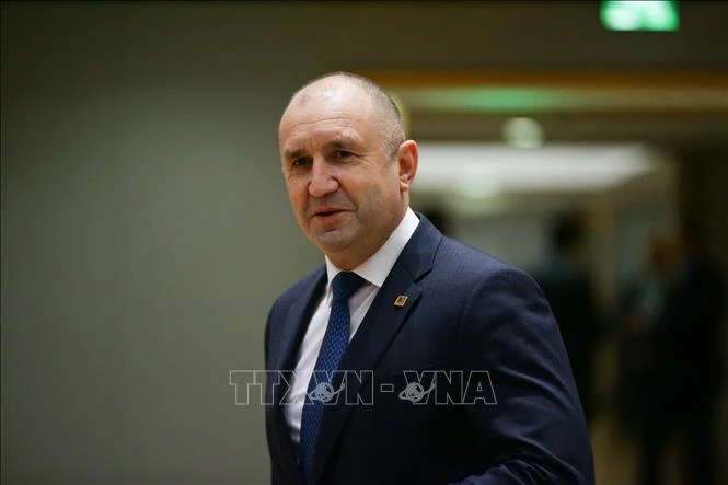 Bầu cử Bulgaria: Liên minh của cựu Tổng thống R.Radev dẫn đầu với tỷ lệ áp đảo Bầu cử Bulgaria: Liên minh của cựu Tổng thống R.Radev dẫn đầu với tỷ lệ áp đảo