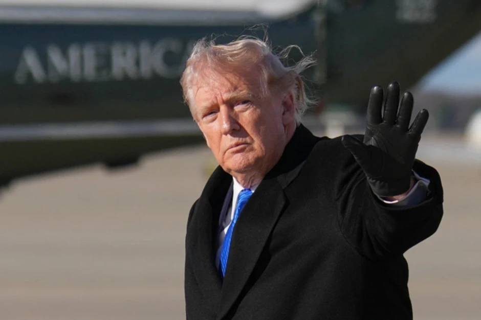 Bị bắt vì đăng bài dọa giết ông Trump Bị bắt vì đăng bài dọa giết ông Trump