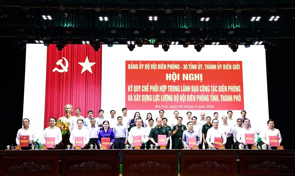Bộ đội Biên phòng và 30 tỉnh, thành có biên giới xây thế trận vững mạnh Bộ đội Biên phòng và 30 tỉnh, thành có biên giới xây thế trận vững mạnh
