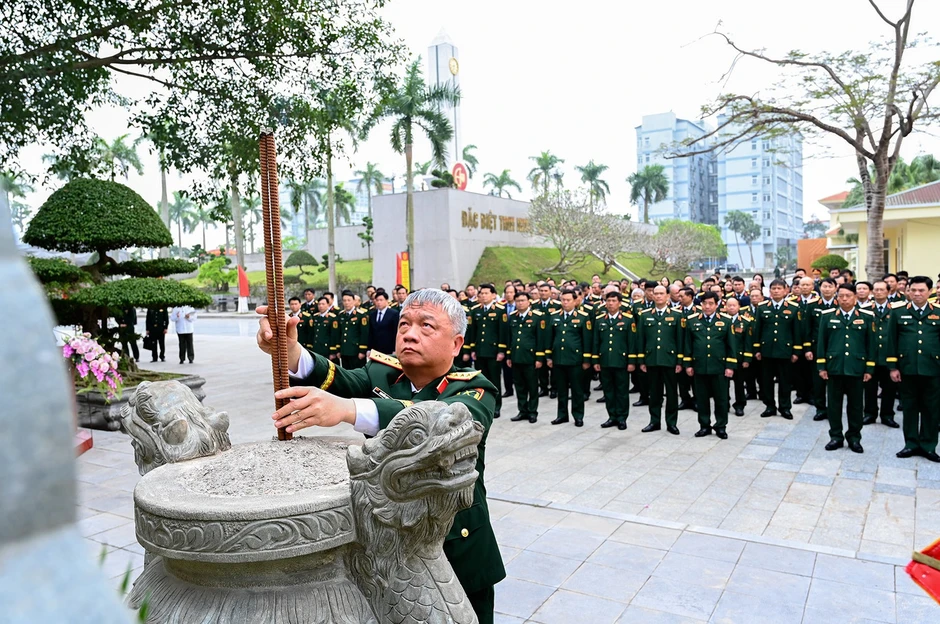Bộ đội Đặc công phải có khả năng tác chiến liên tục dài ngày Bộ đội Đặc công phải có khả năng tác chiến liên tục dài ngày