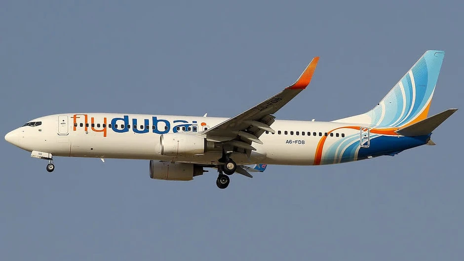 Boeing 737 của UAE phát tín hiệu khẩn cấp vì nghi không tặc, máy bay của Không quân Israel xuất kích Boeing 737 của UAE phát tín hiệu khẩn cấp vì nghi không tặc, máy bay của Không quân Israel xuất kích