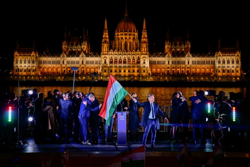 Bước ngoặt chính trị lớn tại Hungary sau cuộc bầu cử Quốc hội Bước ngoặt chính trị lớn tại Hungary sau cuộc bầu cử Quốc hội