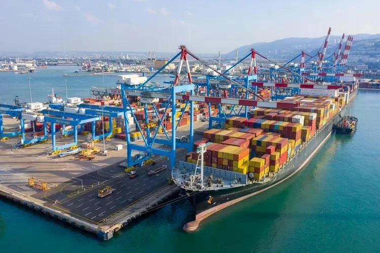 Các quốc gia vùng Vịnh cân nhắc thay thế eo biển Hormuz bằng 'hành lang năng lượng' Haifa Các quốc gia vùng Vịnh cân nhắc thay thế eo biển Hormuz bằng 'hành lang năng lượng' Haifa