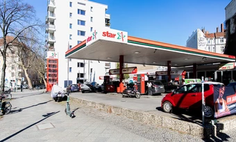 Cách các nước châu Âu đối phó giá xăng tăng