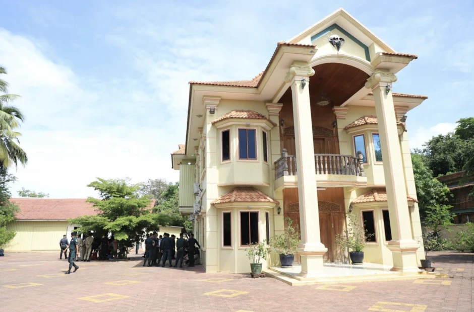 Campuchia bắt tội phạm mạng trong biệt thự của tướng quân đội Campuchia bắt tội phạm mạng trong biệt thự của tướng quân đội