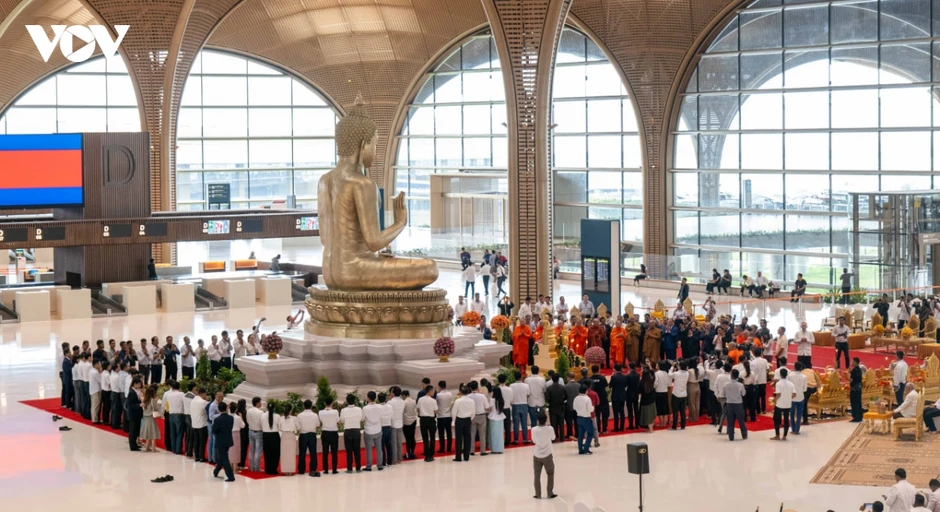 Campuchia đặt mục tiêu trở thành trung tâm vận tải hàng không khu vực Campuchia đặt mục tiêu trở thành trung tâm vận tải hàng không khu vực