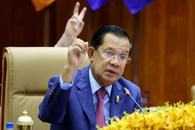 Campuchia phát hành tiền mới: Rộ tin 'cạn ngân khố' - Ông Hun Sen đưa ra con số đáng chú ý Campuchia phát hành tiền mới: Rộ tin 'cạn ngân khố' - Ông Hun Sen đưa ra con số đáng chú ý